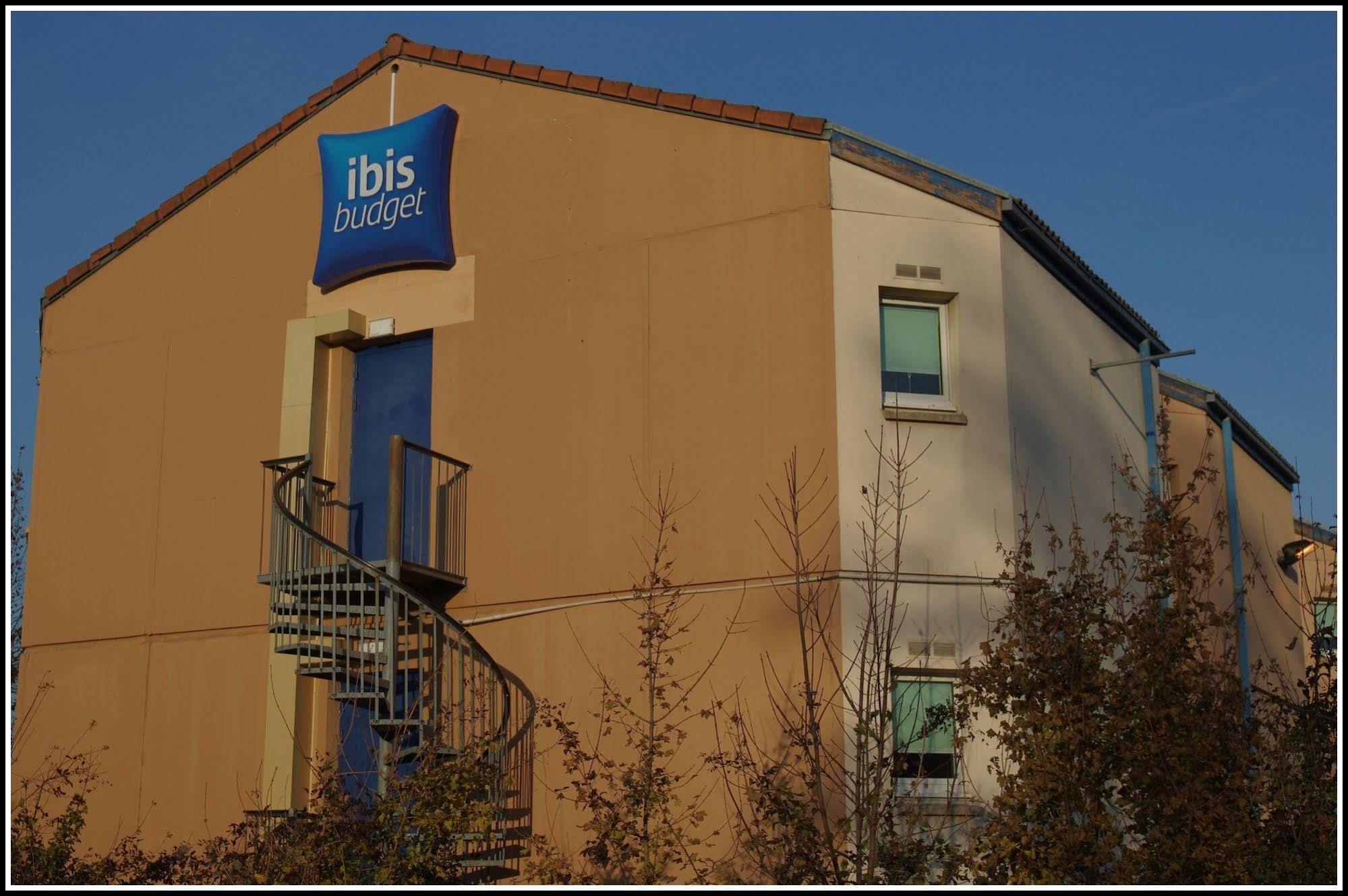 Ibis Budget Lyon Sud St Genis Laval Hotel Saint-Genis-Laval Exterior foto